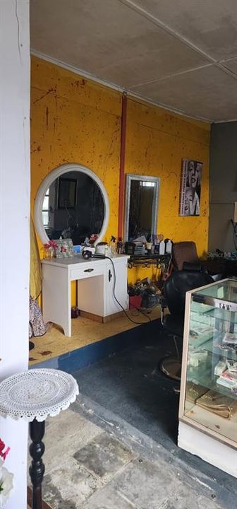 For Sale: $160,000 (0 beds, 0 baths, 879 Square Feet)