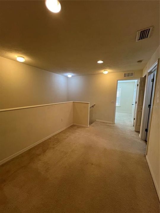 Active With Contract: $1,800 (3 beds, 2 baths, 1747 Square Feet)