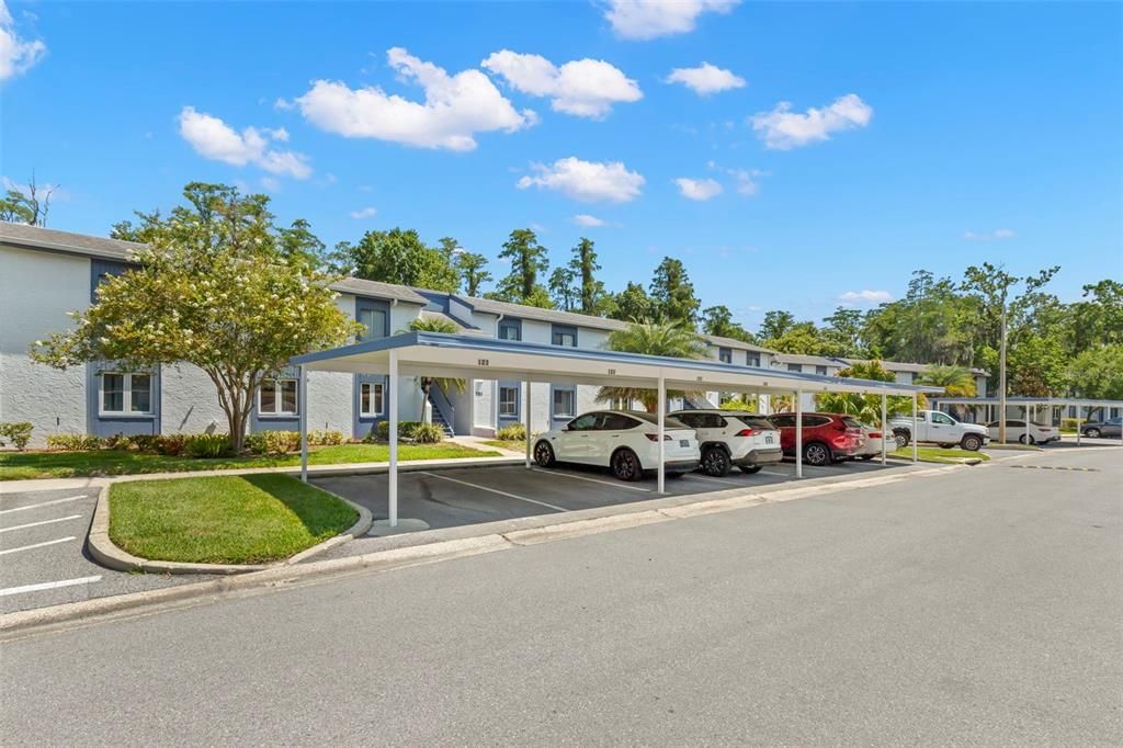 Под контрактом: $1,825 (2 спален, 2 ванн, 1053 Квадратных фут)