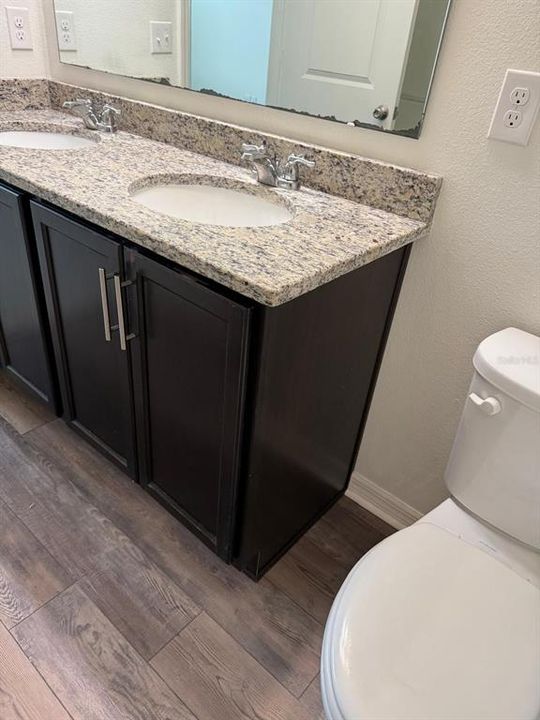 最近租的: $2,300 (3 贝兹, 2 浴室, 1464 平方英尺)