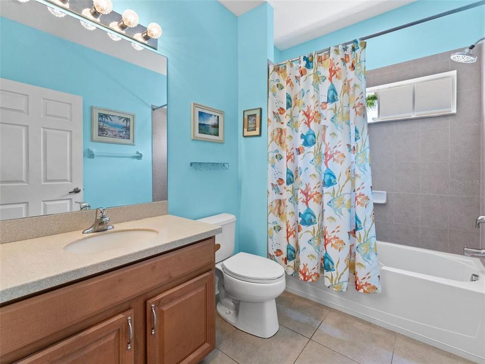 待售: $295,500 (3 贝兹, 3 浴室, 1710 平方英尺)