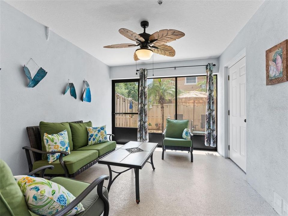 待售: $295,500 (3 贝兹, 3 浴室, 1710 平方英尺)