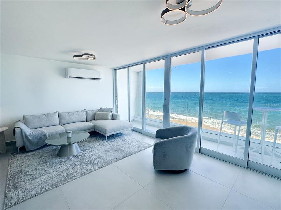 En Venta: $565,000 (1 camas, 1 baños, 723 Pies cuadrados)