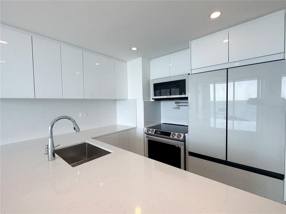 En Venta: $565,000 (1 camas, 1 baños, 723 Pies cuadrados)