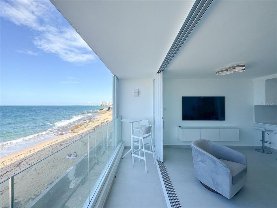 En Venta: $565,000 (1 camas, 1 baños, 723 Pies cuadrados)