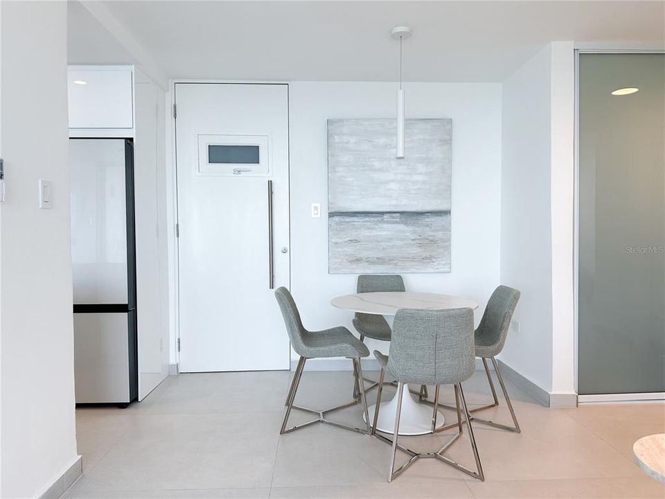 En Venta: $565,000 (1 camas, 1 baños, 723 Pies cuadrados)