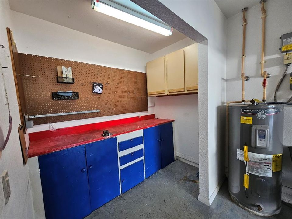 На продажу: $385,000 (3 спален, 2 ванн, 1686 Квадратных фут)