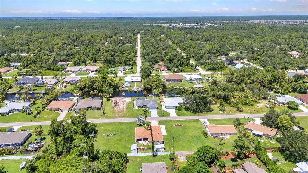 На продажу: $385,000 (3 спален, 2 ванн, 1686 Квадратных фут)