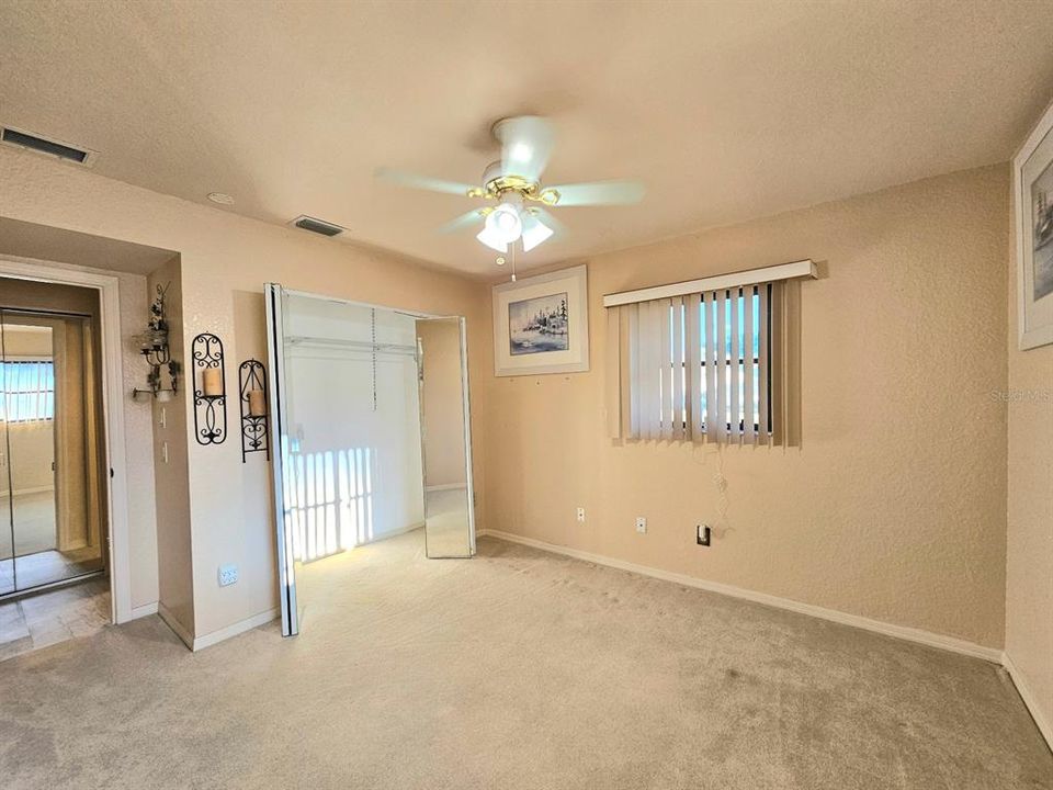 На продажу: $385,000 (3 спален, 2 ванн, 1686 Квадратных фут)