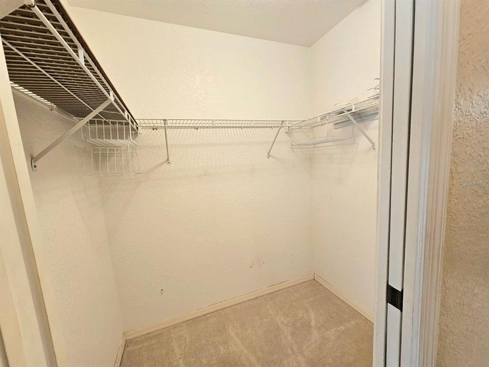 На продажу: $385,000 (3 спален, 2 ванн, 1686 Квадратных фут)