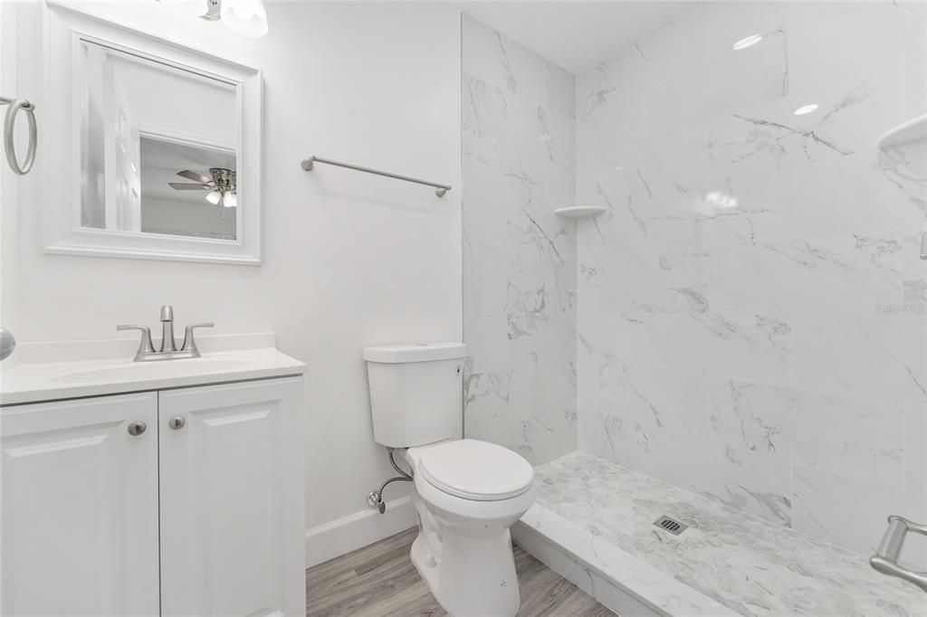 Active With Contract: $249,000 (2 beds, 2 baths, 1142 Square Feet)