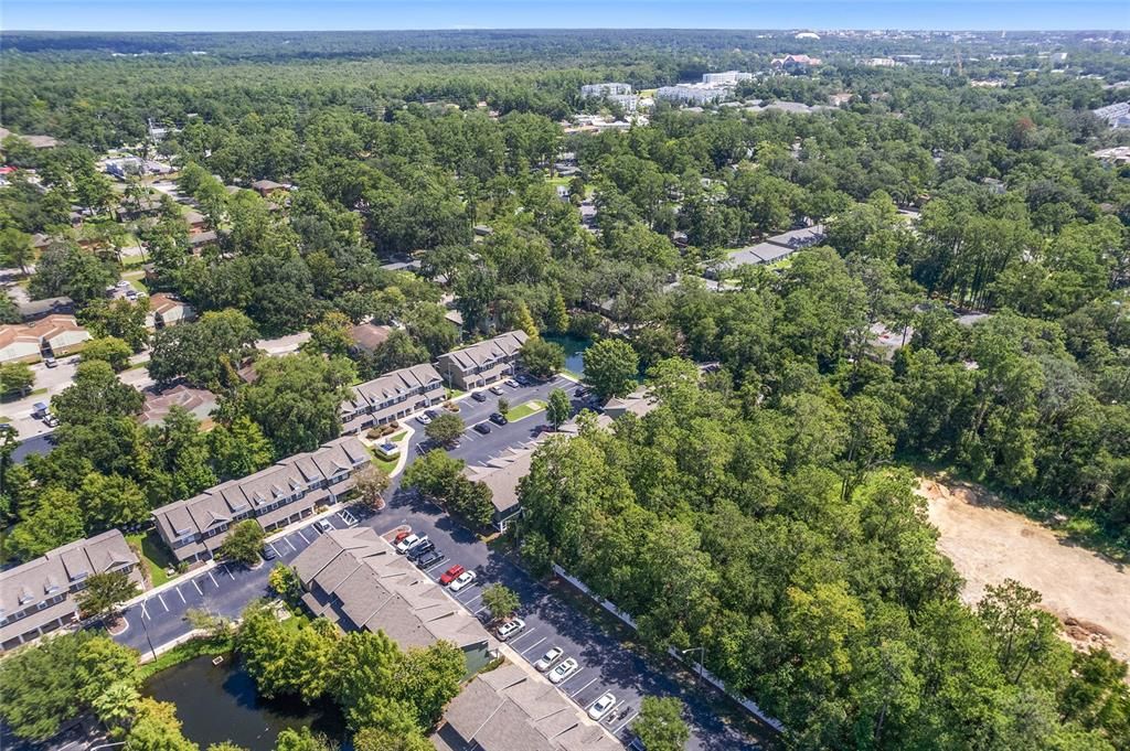 Active With Contract: $249,000 (2 beds, 2 baths, 1142 Square Feet)