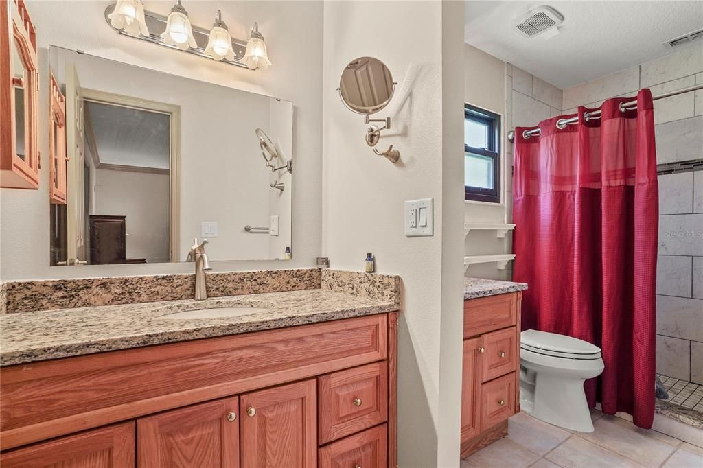 En Venta: $295,000 (3 camas, 2 baños, 1848 Pies cuadrados)