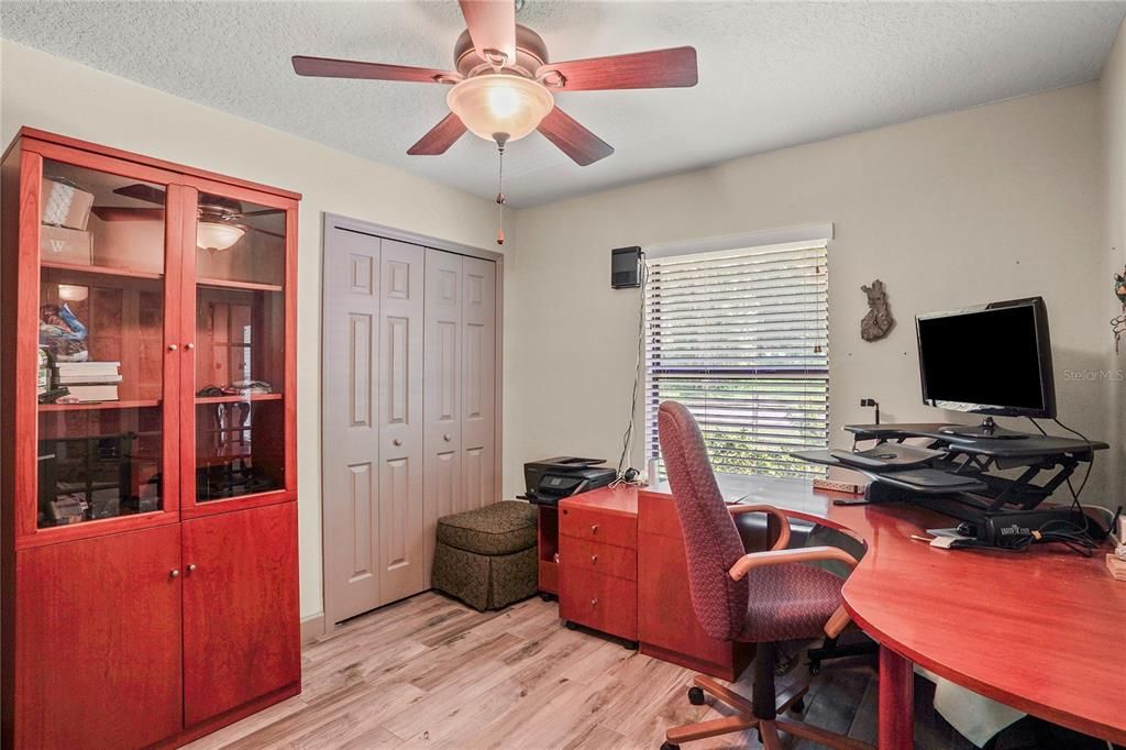 En Venta: $295,000 (3 camas, 2 baños, 1848 Pies cuadrados)