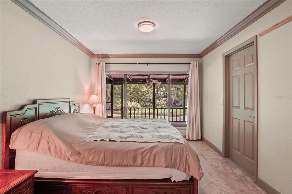 En Venta: $295,000 (3 camas, 2 baños, 1848 Pies cuadrados)