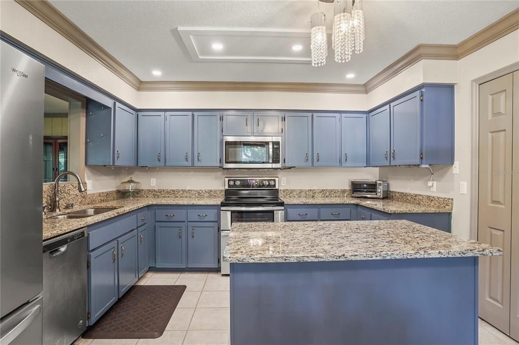 En Venta: $295,000 (3 camas, 2 baños, 1848 Pies cuadrados)