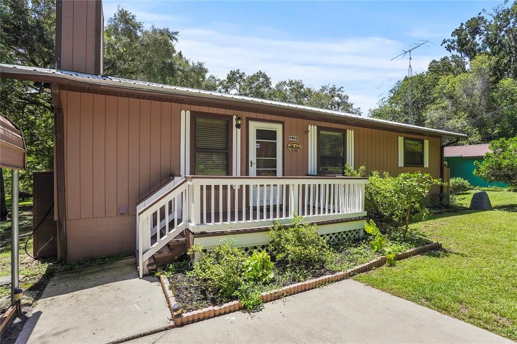 En Venta: $295,000 (3 camas, 2 baños, 1848 Pies cuadrados)