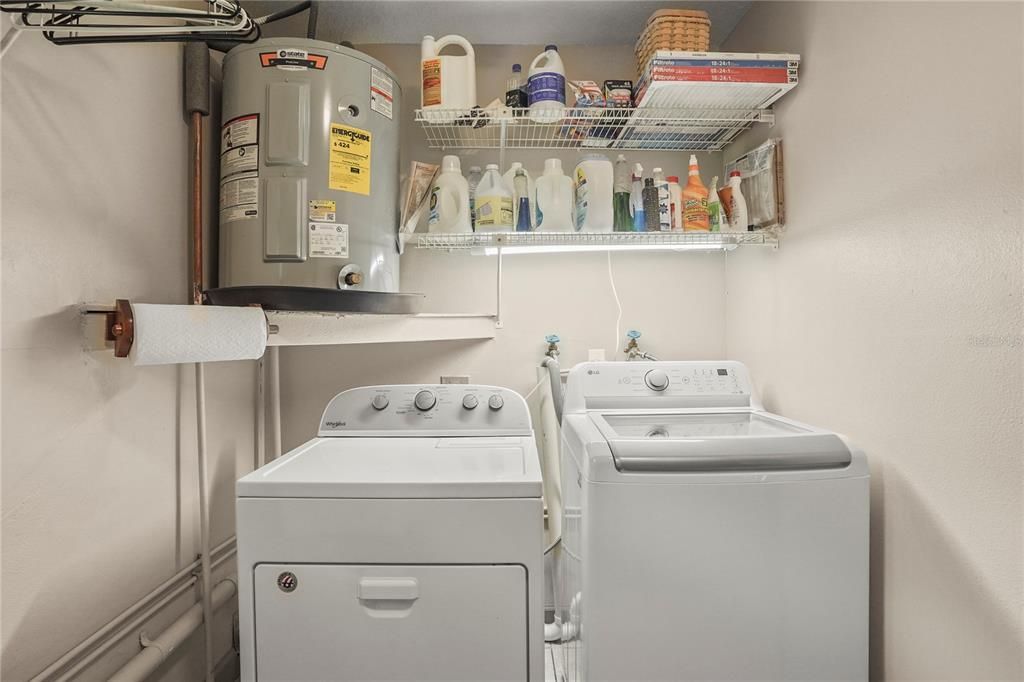 En Venta: $295,000 (3 camas, 2 baños, 1848 Pies cuadrados)