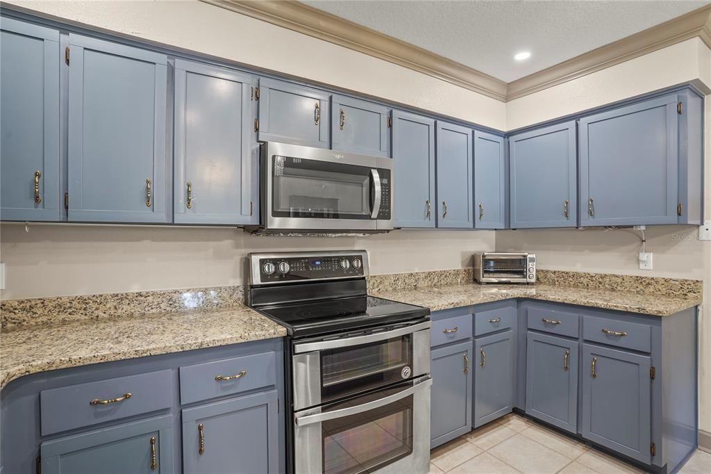 En Venta: $295,000 (3 camas, 2 baños, 1848 Pies cuadrados)