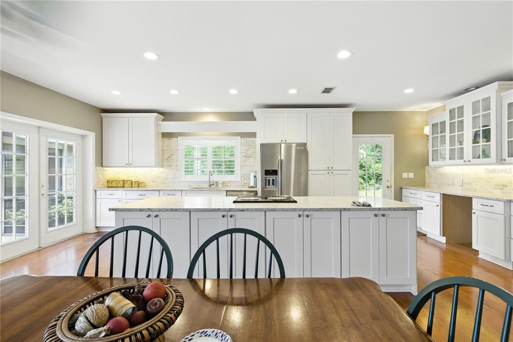 For Sale: $1,699,000 (3 beds, 4 baths, 2829 Square Feet)