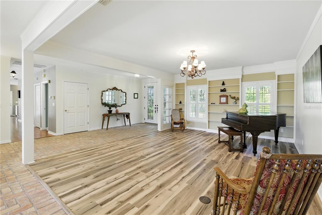 For Sale: $1,699,000 (3 beds, 4 baths, 2829 Square Feet)