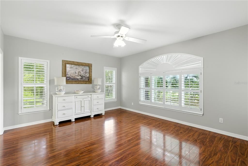 For Sale: $1,699,000 (3 beds, 4 baths, 2829 Square Feet)