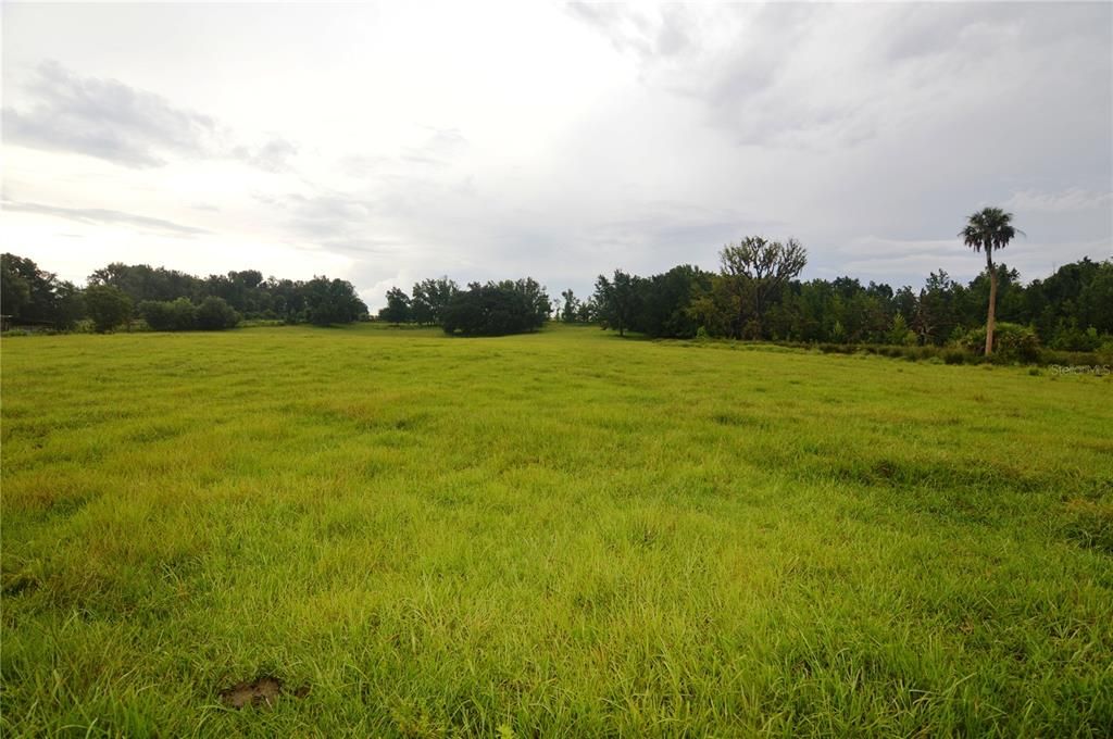 For Sale: $1,699,000 (3 beds, 4 baths, 2829 Square Feet)