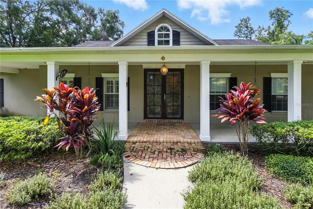 For Sale: $1,699,000 (3 beds, 4 baths, 2829 Square Feet)