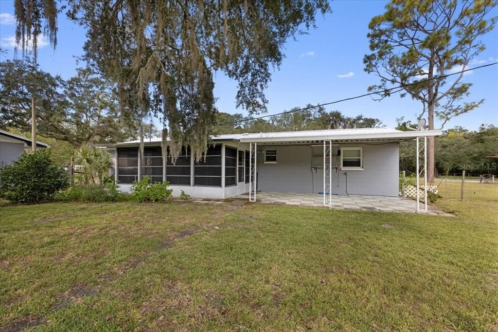 Active With Contract: $227,000 (3 beds, 1 baths, 1344 Square Feet)