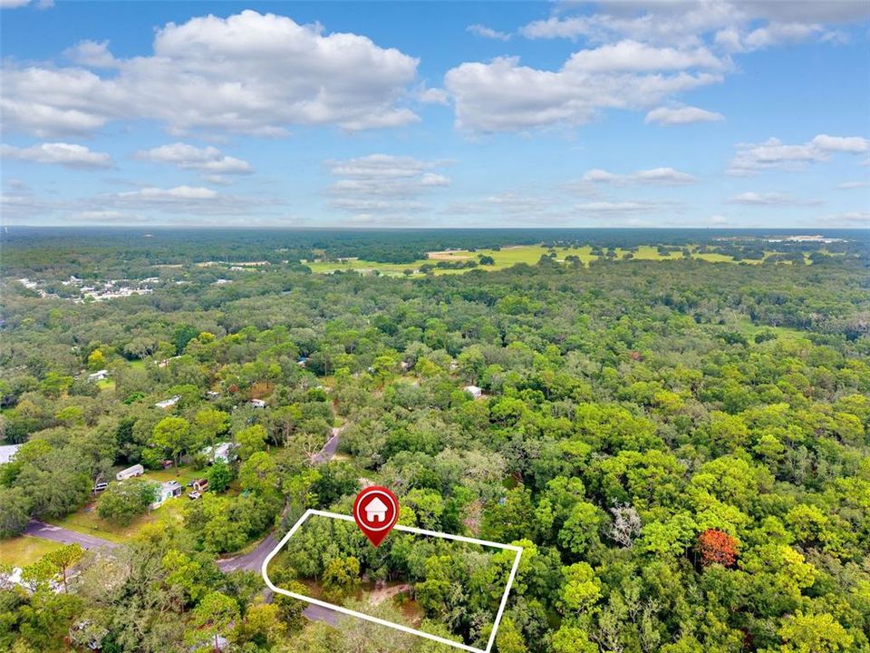 待售: $130,000 (3 贝兹, 1 浴室, 828 平方英尺)