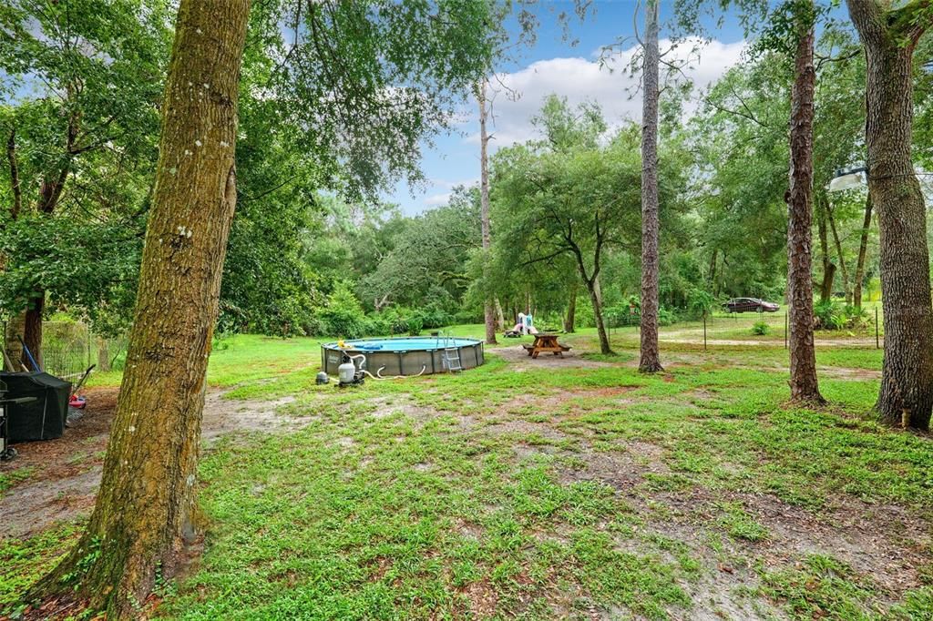 待售: $130,000 (3 贝兹, 1 浴室, 828 平方英尺)