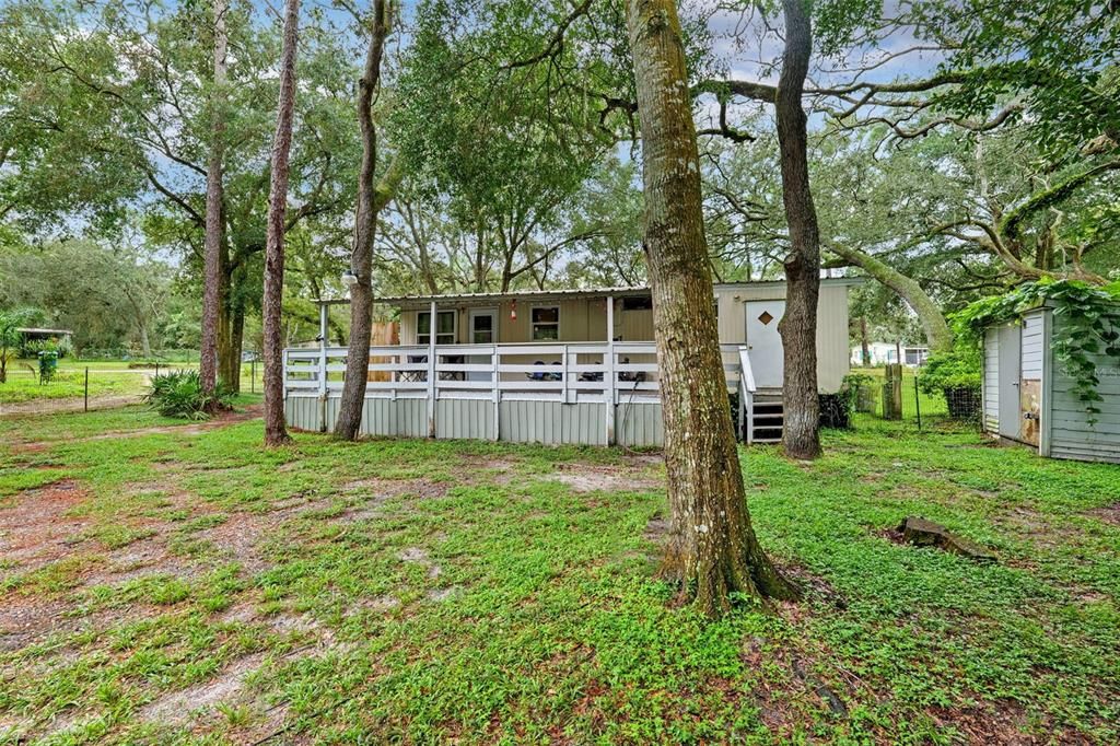 待售: $130,000 (3 贝兹, 1 浴室, 828 平方英尺)