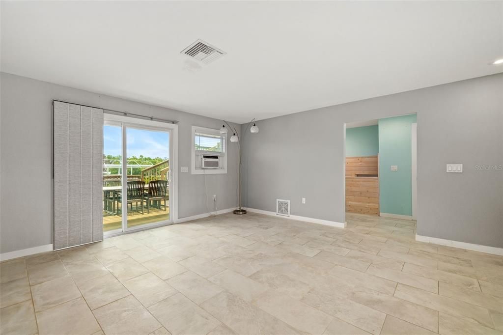 待售: $995,000 (3 贝兹, 3 浴室, 1990 平方英尺)