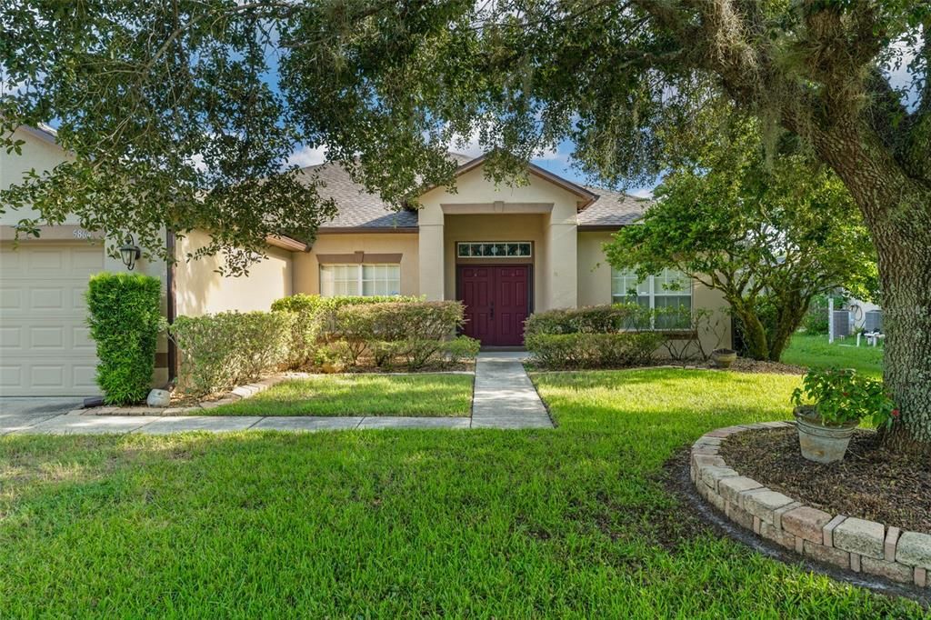 Под контрактом: $439,000 (3 спален, 2 ванн, 2131 Квадратных фут)