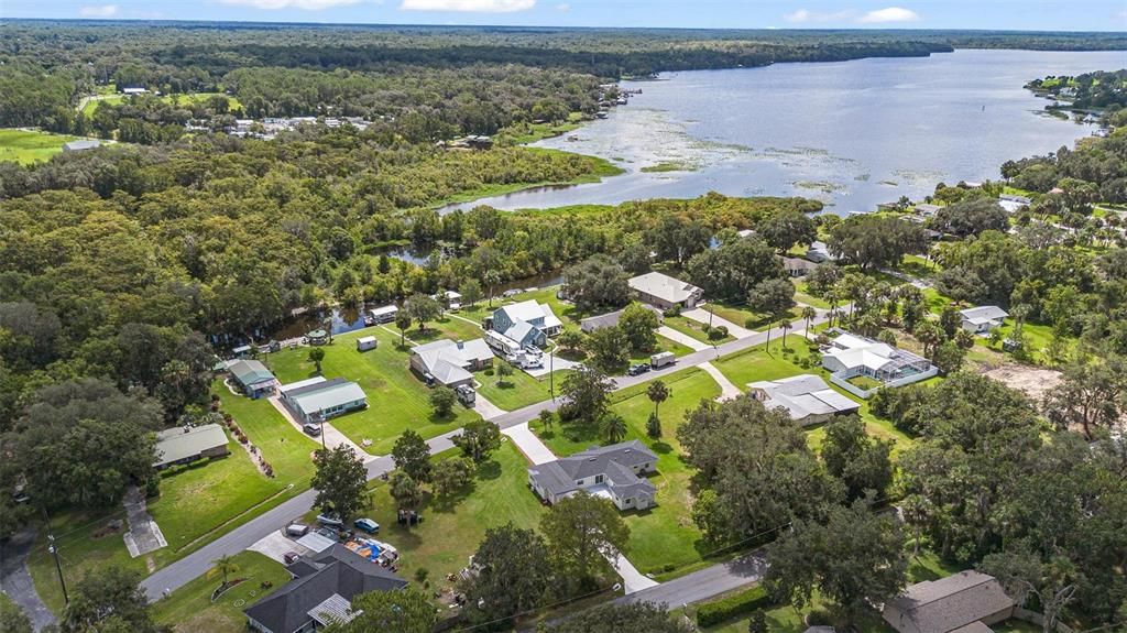 待售: $449,000 (5 贝兹, 3 浴室, 2556 平方英尺)