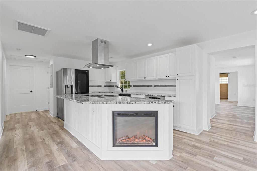 待售: $449,000 (5 贝兹, 3 浴室, 2556 平方英尺)