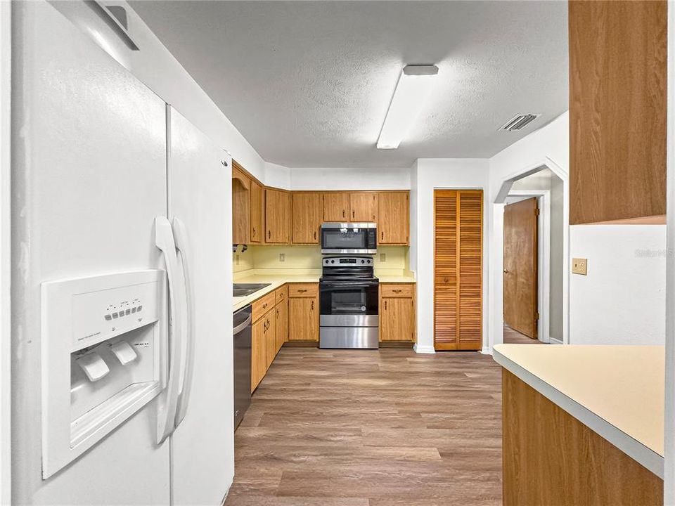 En Renta: $1,900 (3 camas, 2 baños, 1611 Pies cuadrados)