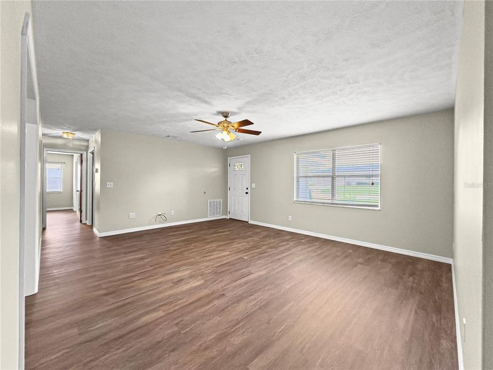 En Renta: $1,900 (3 camas, 2 baños, 1611 Pies cuadrados)