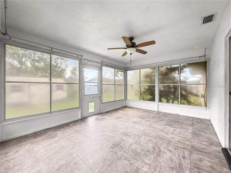 En Renta: $1,900 (3 camas, 2 baños, 1611 Pies cuadrados)