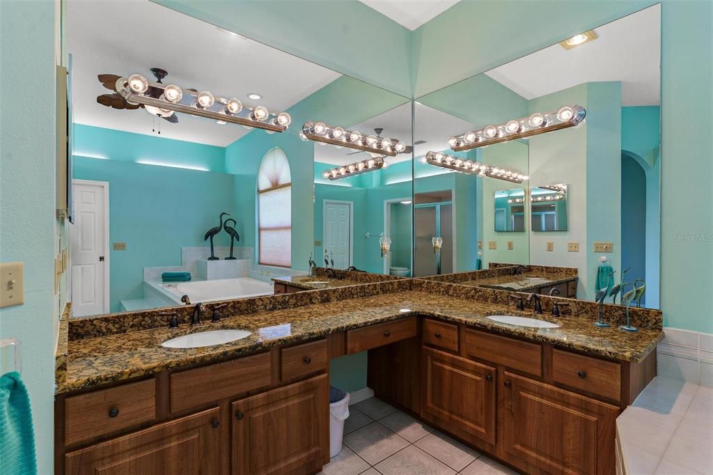 For Sale: $939,000 (4 beds, 3 baths, 2726 Square Feet)