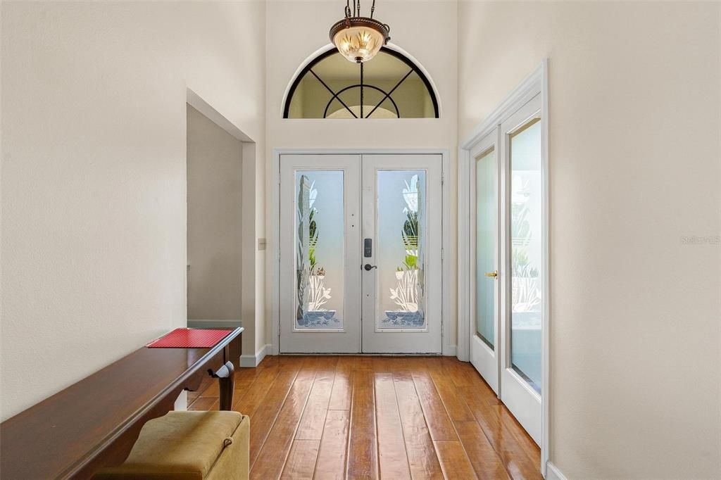 For Sale: $939,000 (4 beds, 3 baths, 2726 Square Feet)