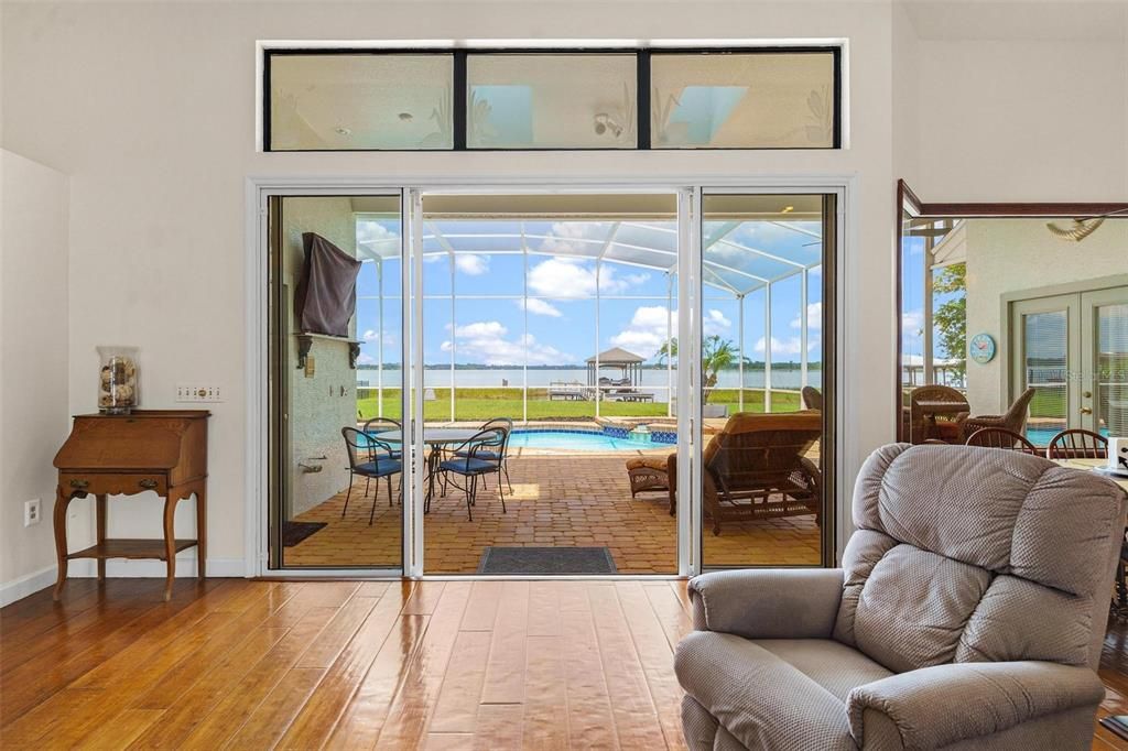 For Sale: $939,000 (4 beds, 3 baths, 2726 Square Feet)