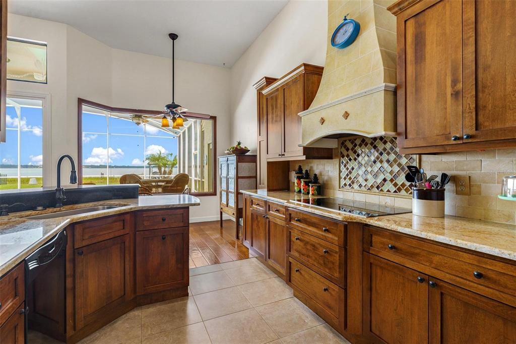 For Sale: $939,000 (4 beds, 3 baths, 2726 Square Feet)