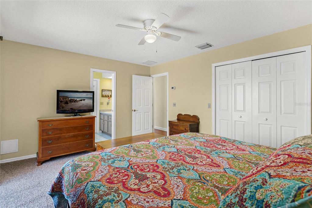 For Sale: $939,000 (4 beds, 3 baths, 2726 Square Feet)