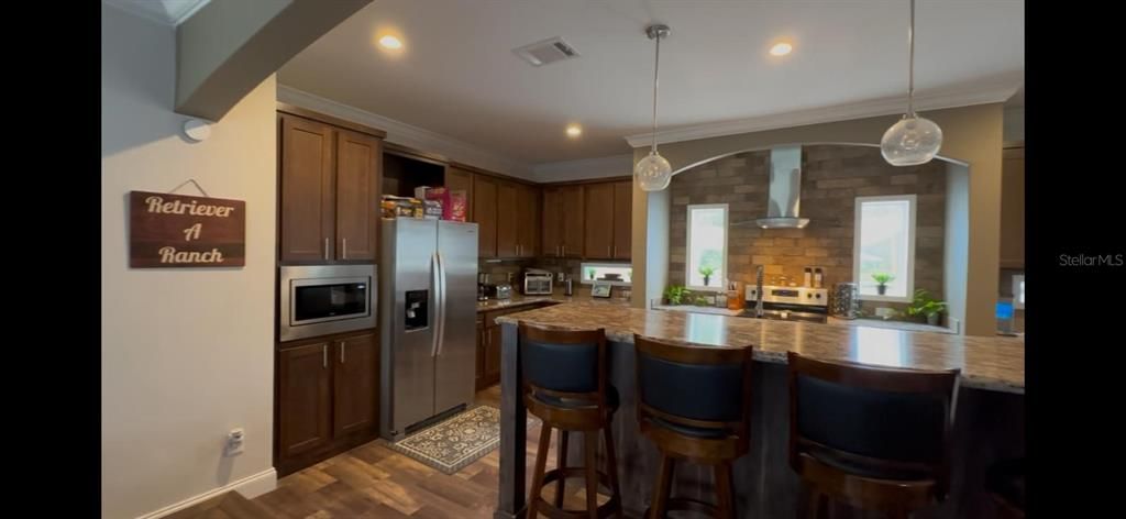 待售: $319,000 (3 贝兹, 2 浴室, 1940 平方英尺)