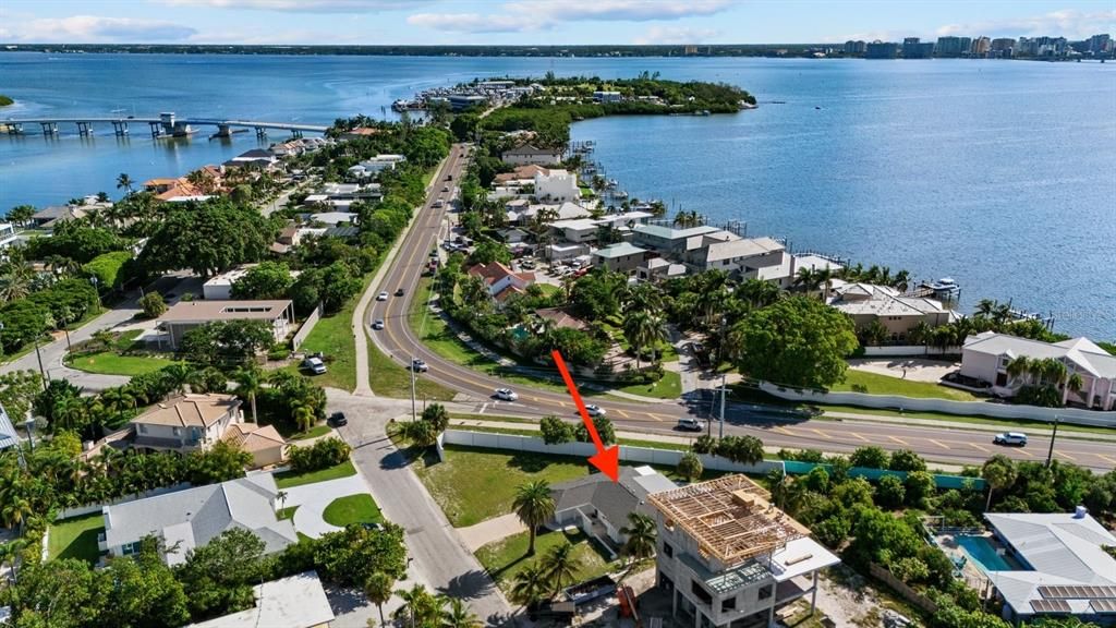 На продажу: $1,690,000 (2 спален, 2 ванн, 1346 Квадратных фут)