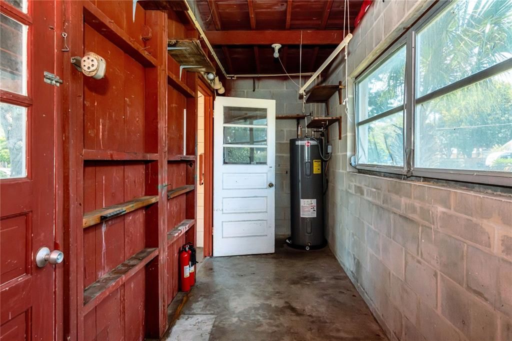 Activo con contrato: $320,000 (3 camas, 2 baños, 1525 Pies cuadrados)