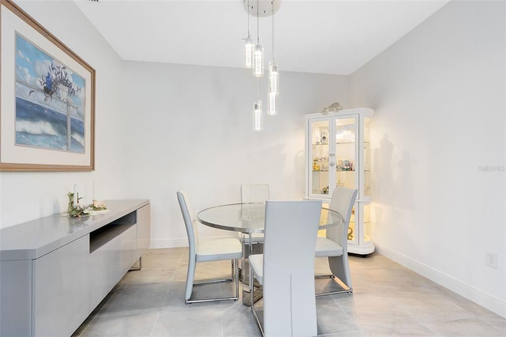 На продажу: $585,000 (3 спален, 2 ванн, 2010 Квадратных фут)