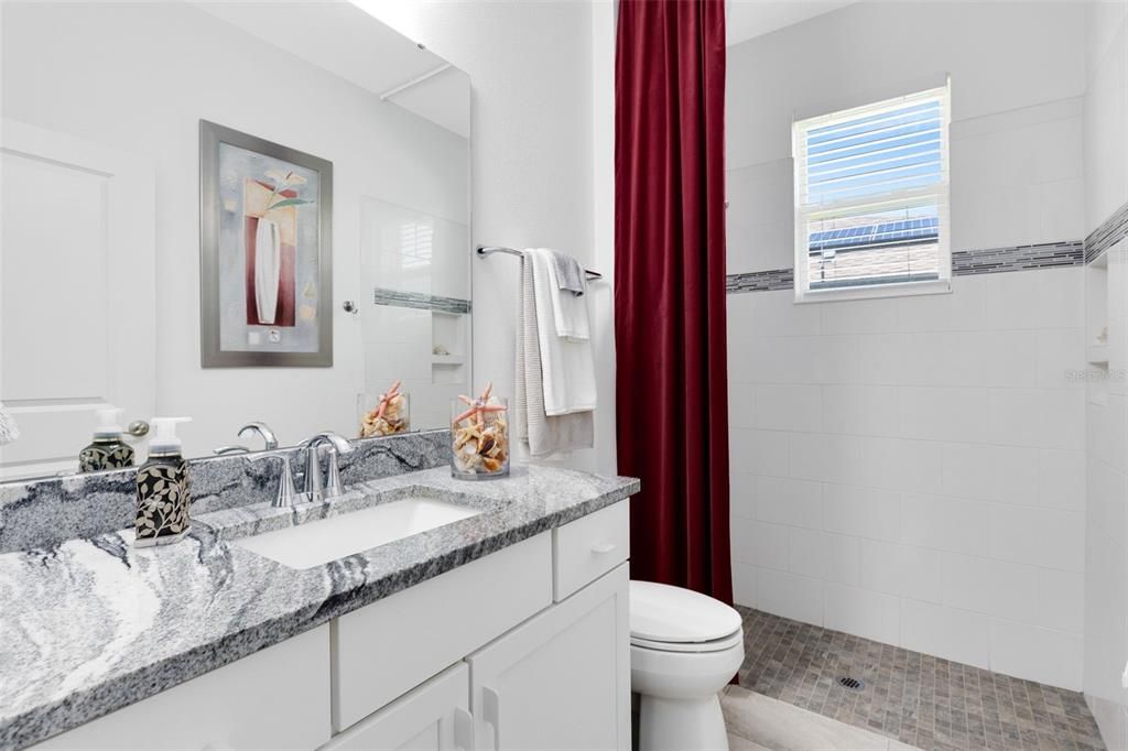 На продажу: $585,000 (3 спален, 2 ванн, 2010 Квадратных фут)