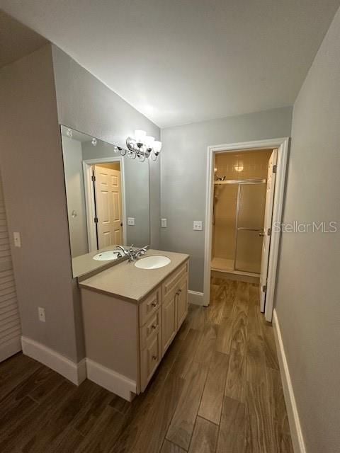 В аренду: $1,750 (2 спален, 2 ванн, 975 Квадратных фут)